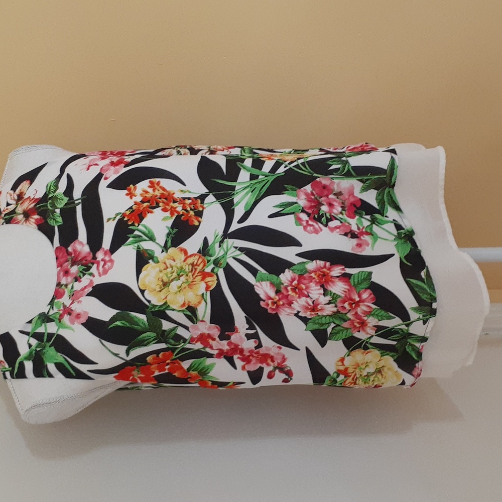 ZAC & RACHEL Sleeveless Floral Top S